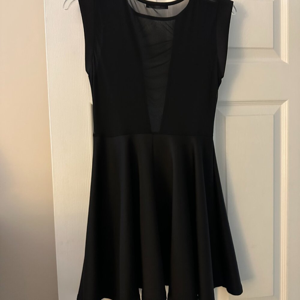 Black Dress - Picture 2 of 4
